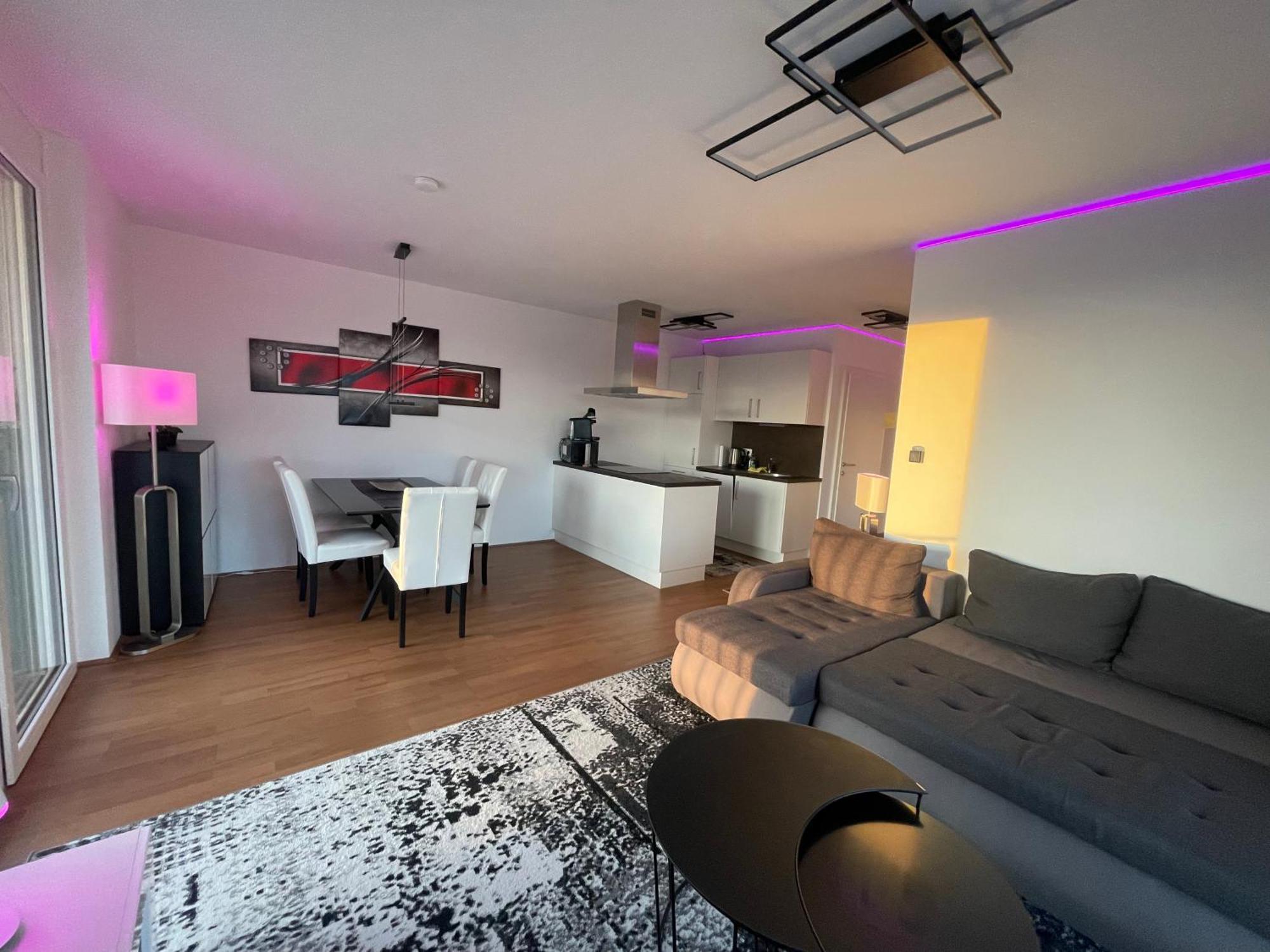 Luxusapartment Mit 40 Qm Terrasse, E-Parkplatz Und Parkplatz Грац Экстерьер фото
